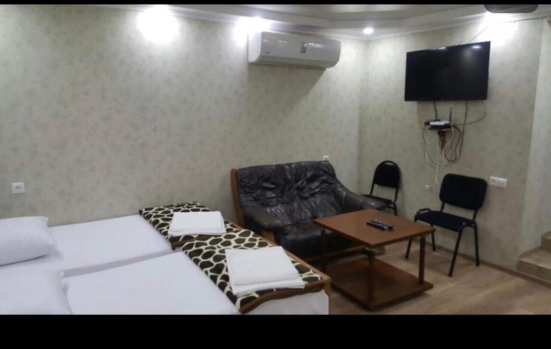 Ann Appartment Tbilisi Bagian luar foto